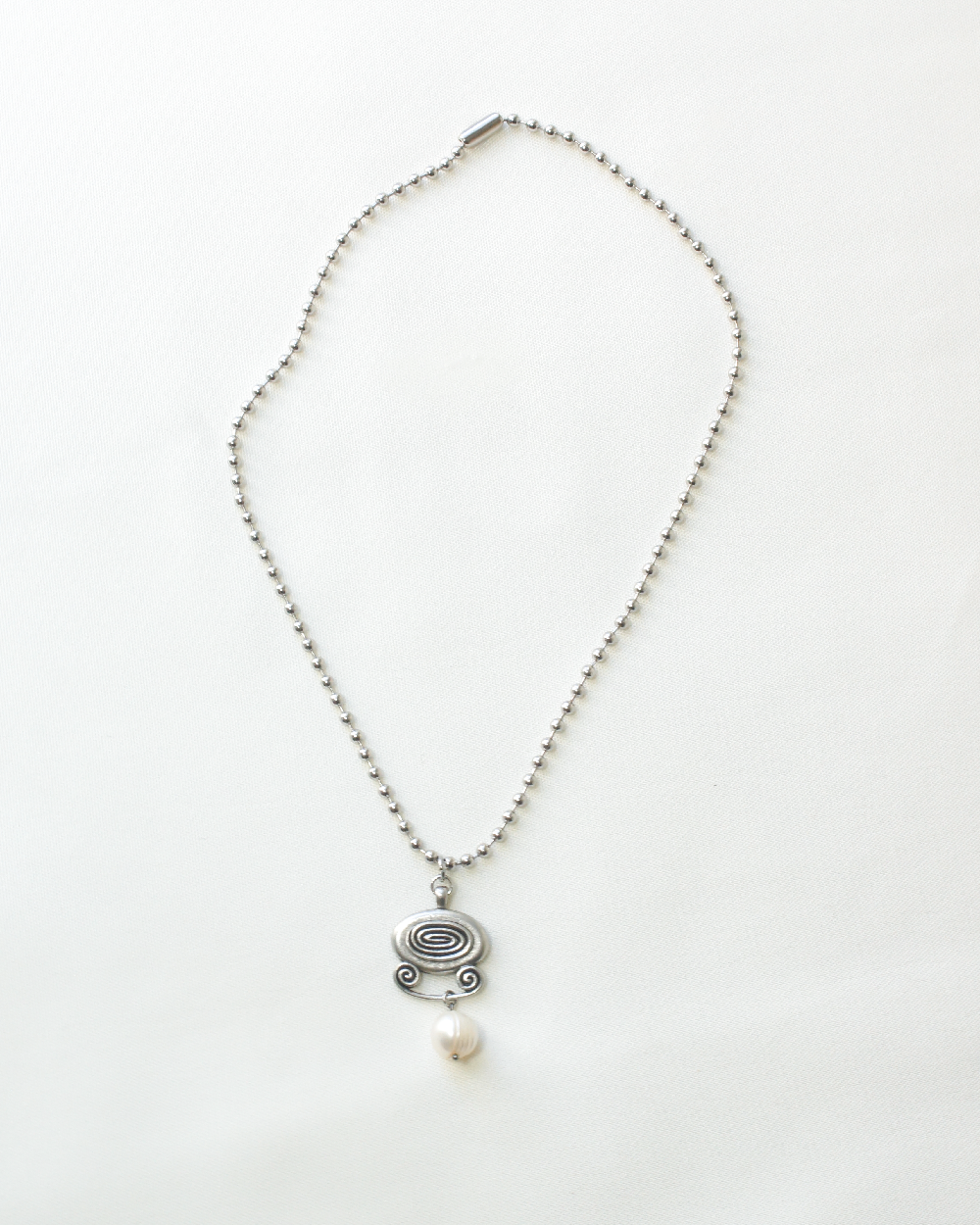 Swirl Ball and Chain